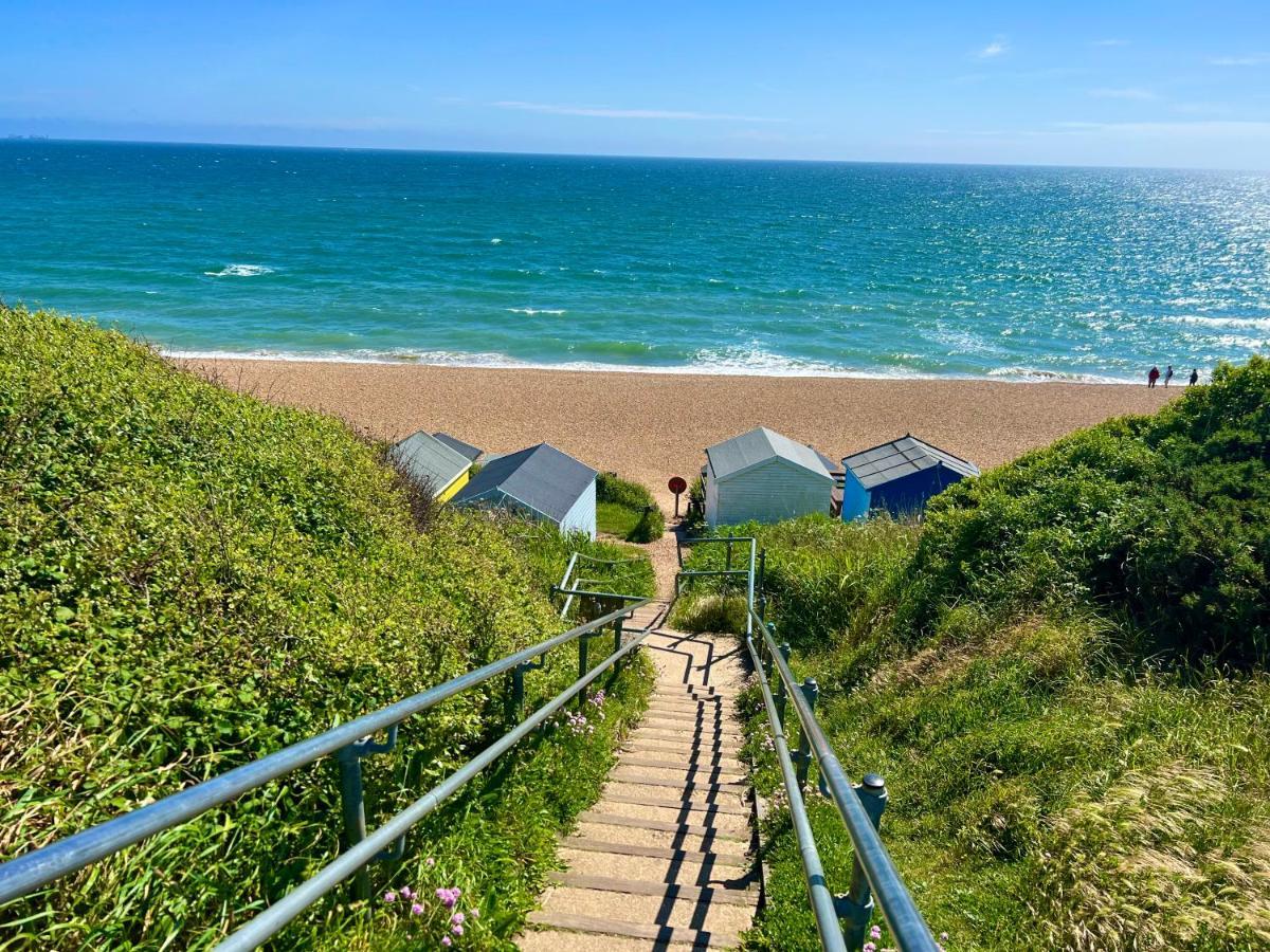 Forest Beach Bashley Park Sway Exterior foto
